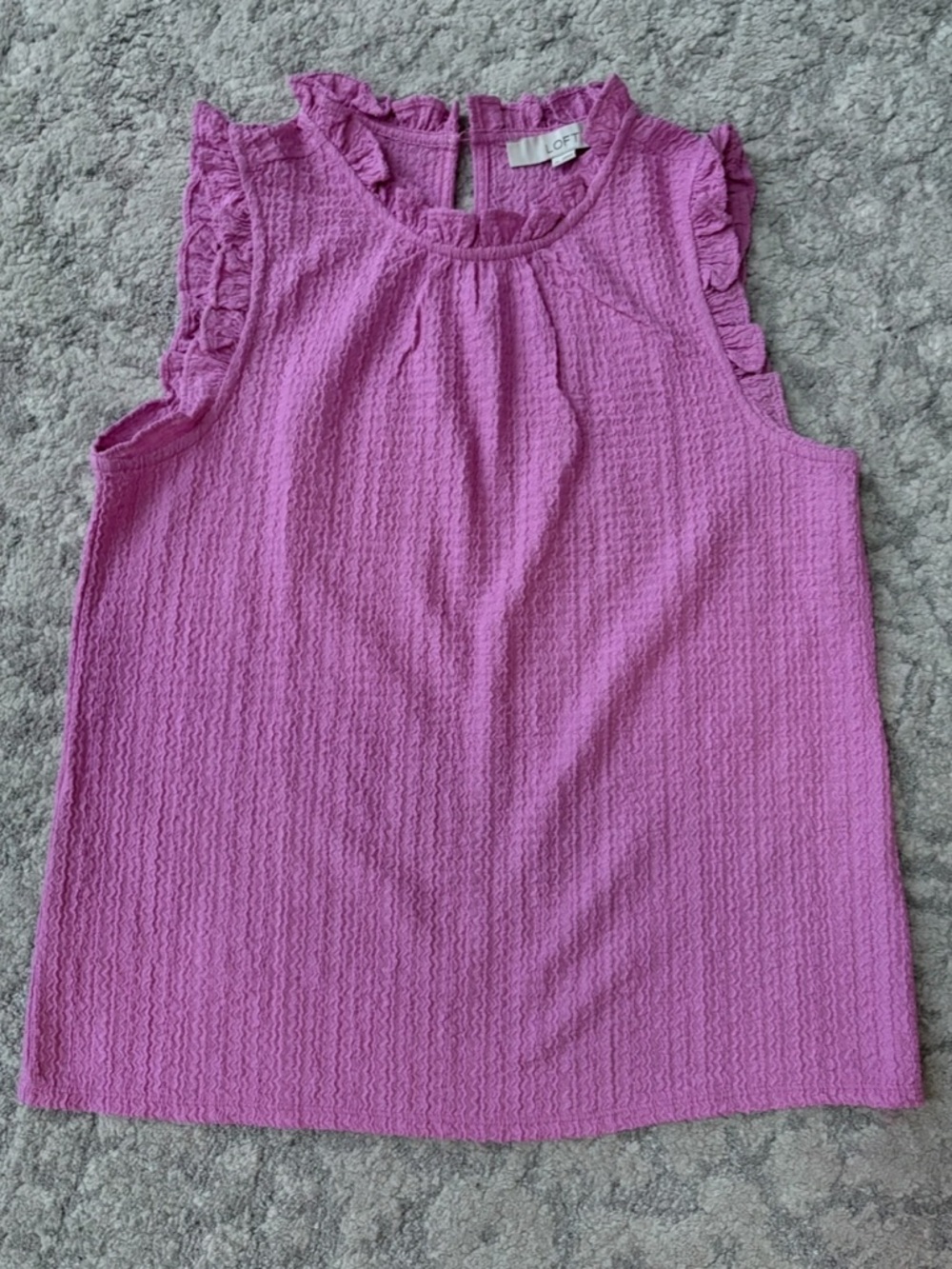 NWOT Loft Pink Ruffle Textured Top - Picture 2 of 3
